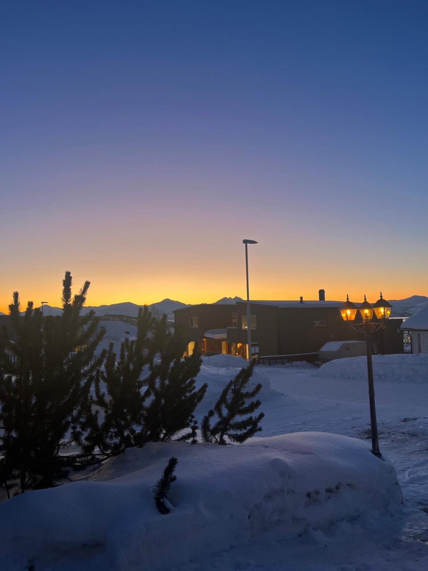 Lykkebo Apartment Tromso Bagian luar foto